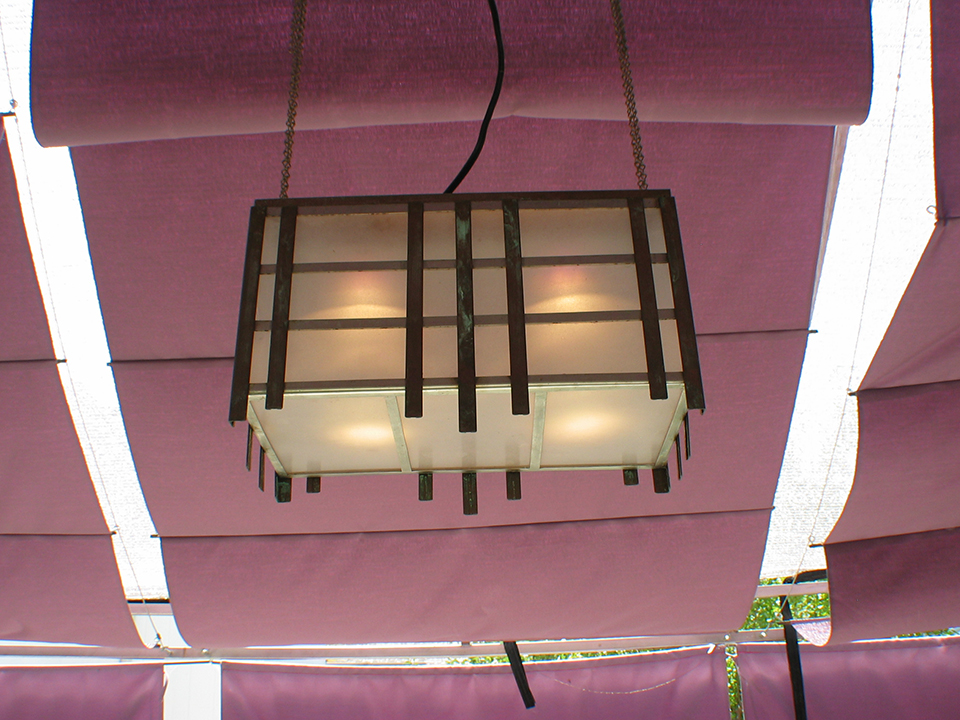 Canopy light