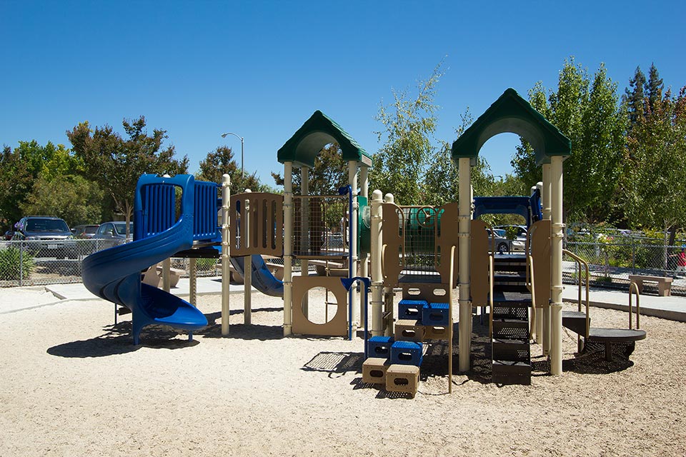 Play Structure 2